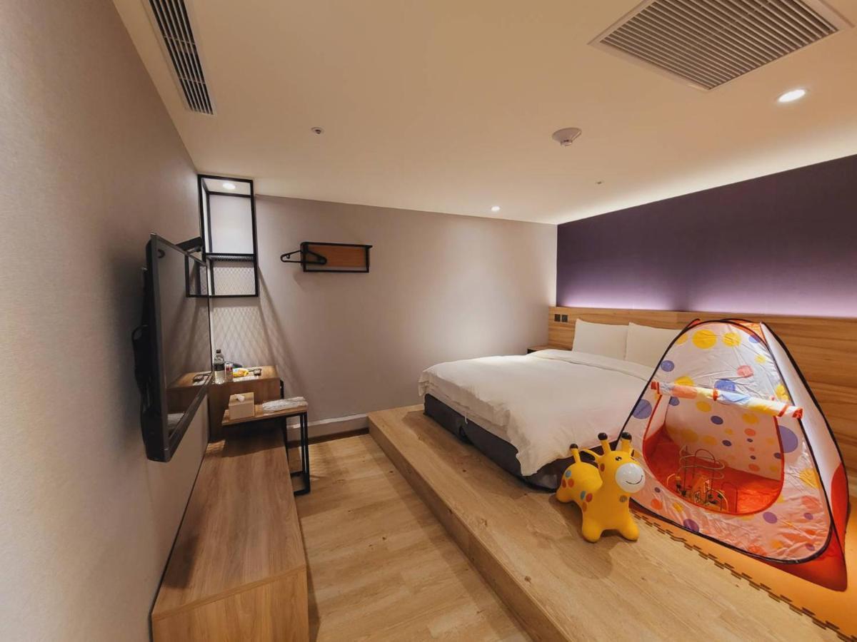 Muzik Hotel - Ximen Station Branch Taipéi Exterior foto